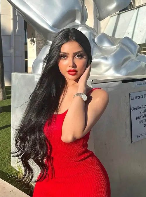 Independent Indian escort Dubai